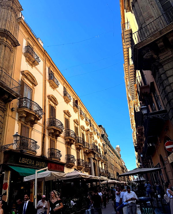 ilana.21 instagram image archive image