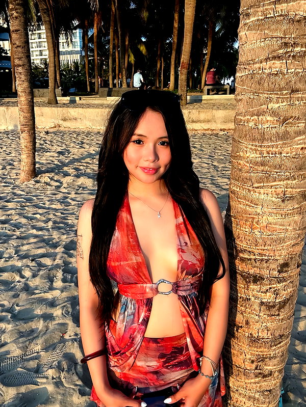 lyhythuedoxinh instagram image archive image