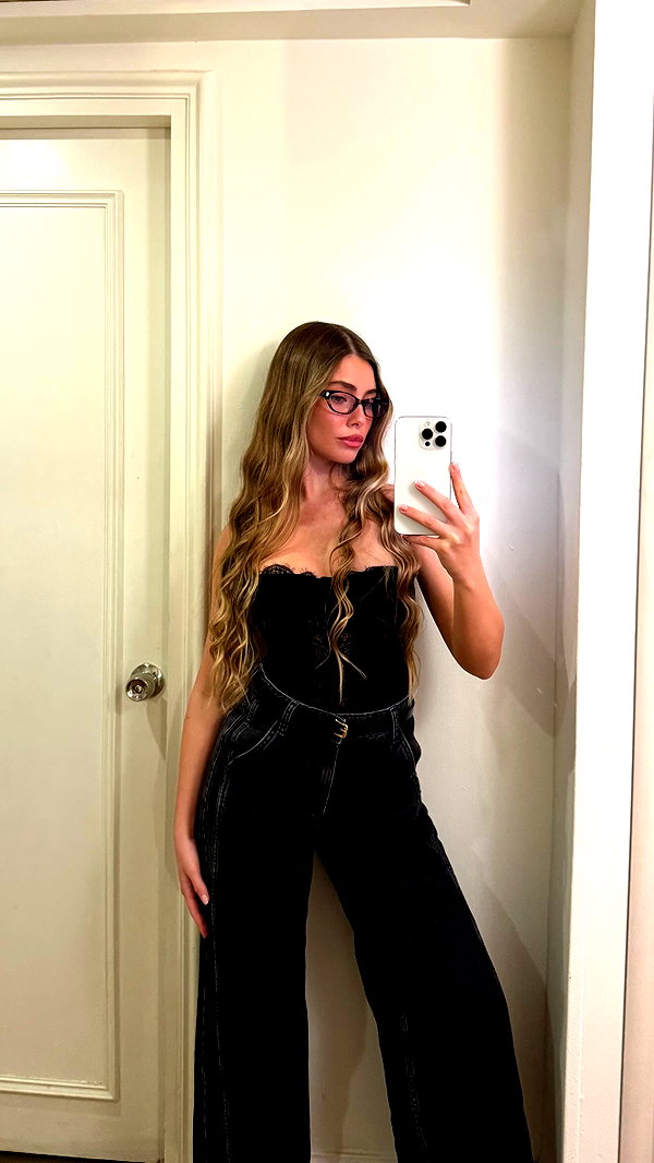daniella_zeldis instagram image archive image