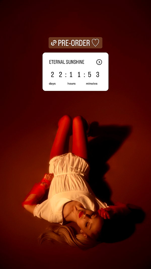 arianagrande instagram image archive image