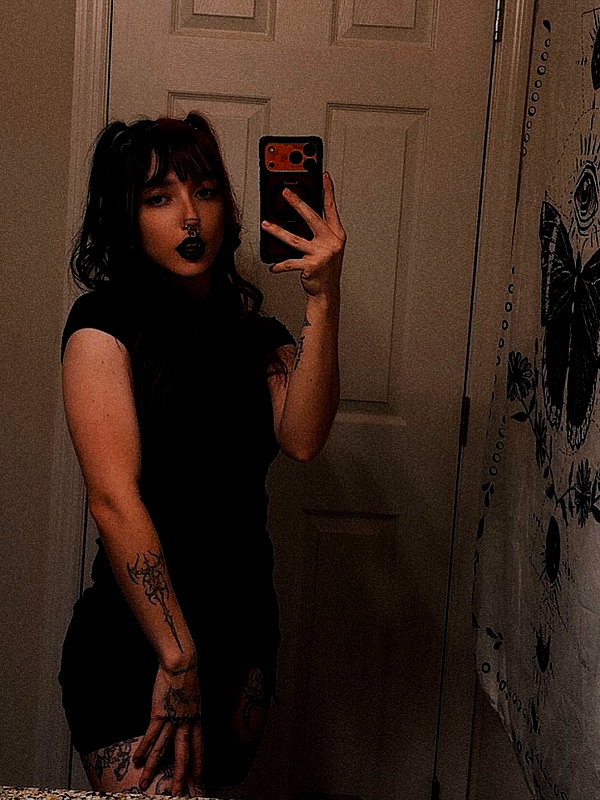 luucifina instagram image archive image