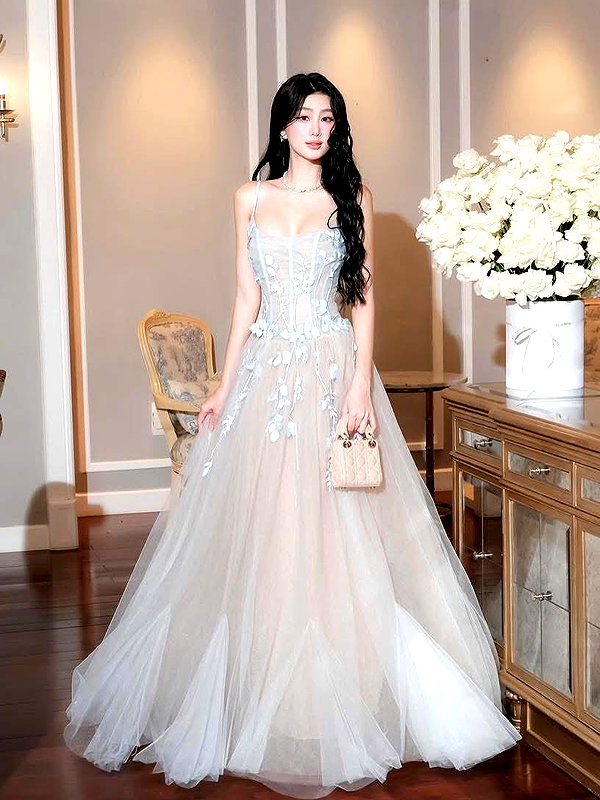lyhythuedoxinh instagram image archive image