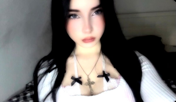 vioraxo instagram image archive image
