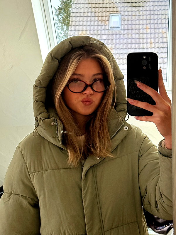 danamrts instagram image archive image