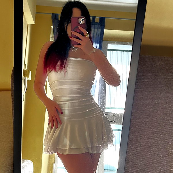 nishymoon_ instagram image archive image