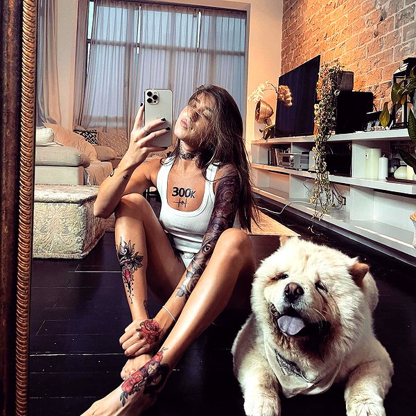 annezivi instagram image archive image