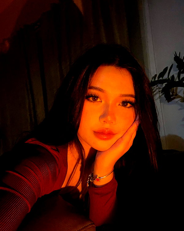 baddiesessence instagram image archive image