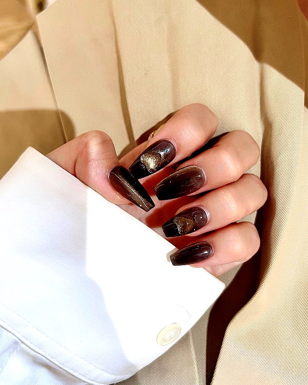 dear.zia instagram image archive image