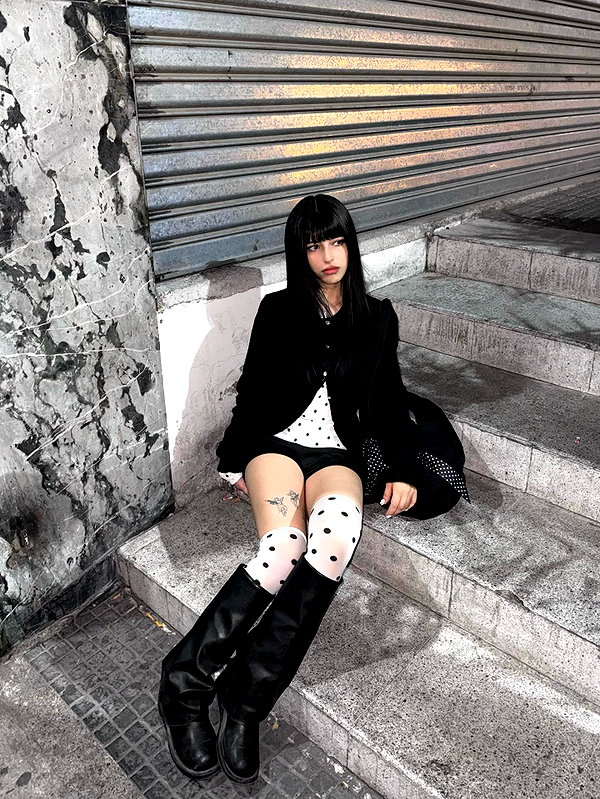 connie.01j instagram image archive image