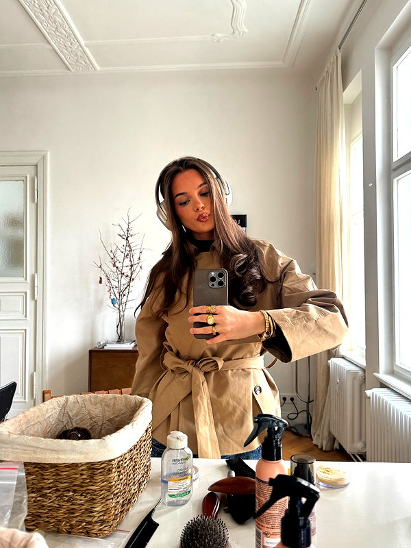 emmaaurora instagram image archive image