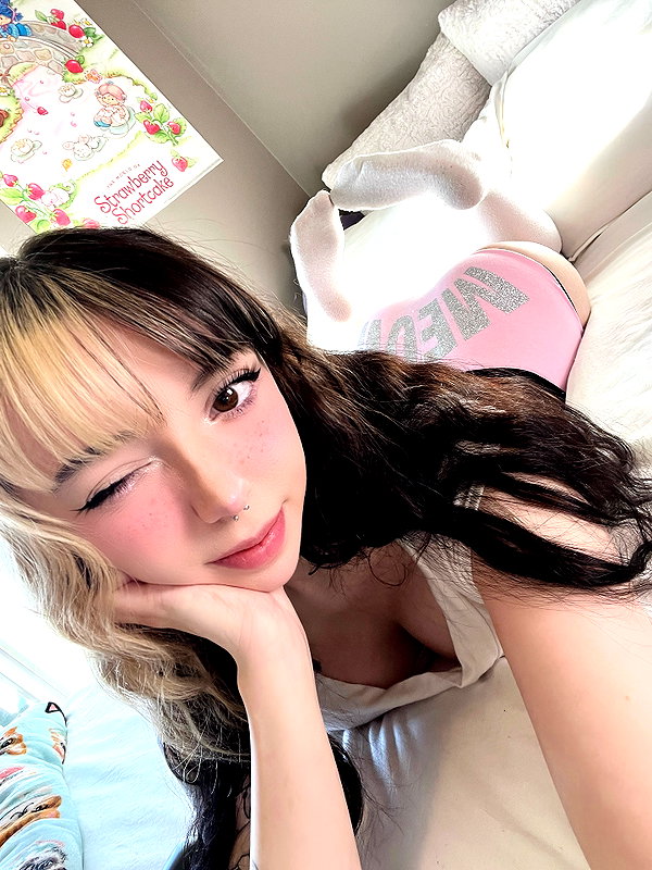 mia4rentz instagram image archive image