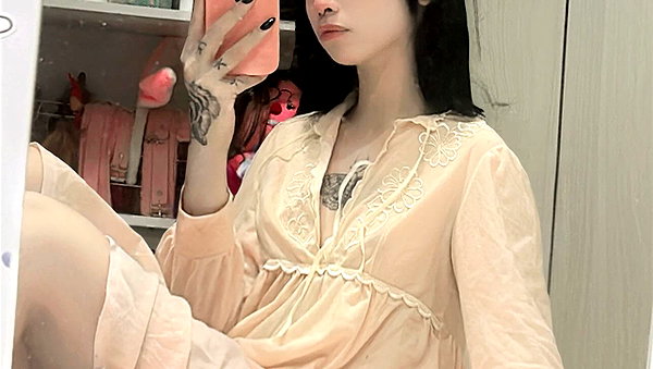 ambrzinha666 instagram image archive image