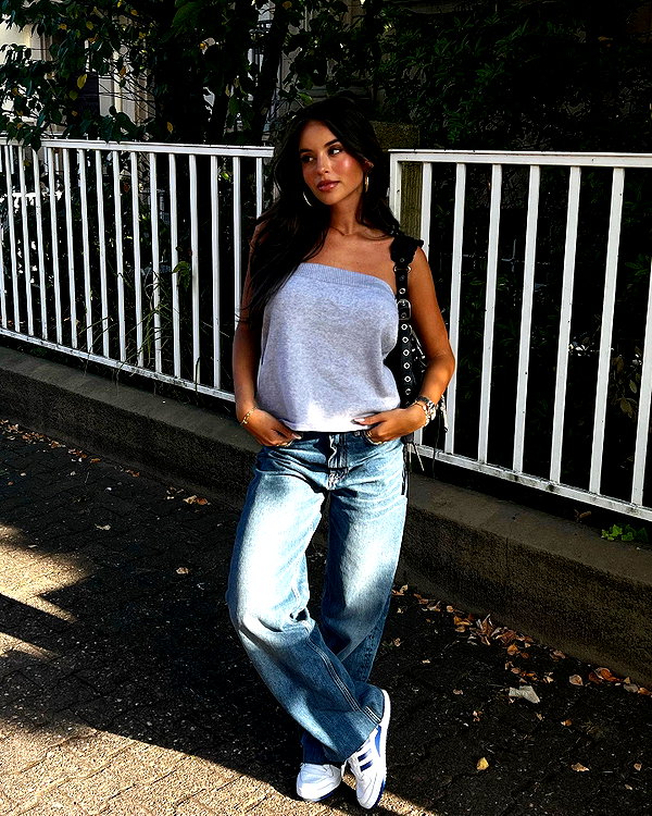 zoeliss instagram image archive image