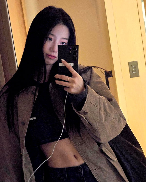 zuhazana instagram image archive image