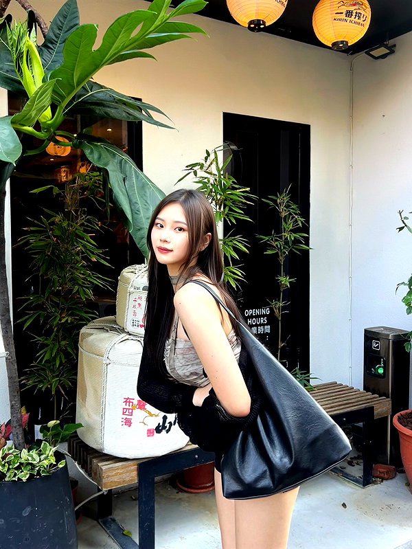 _jyying instagram image archive image