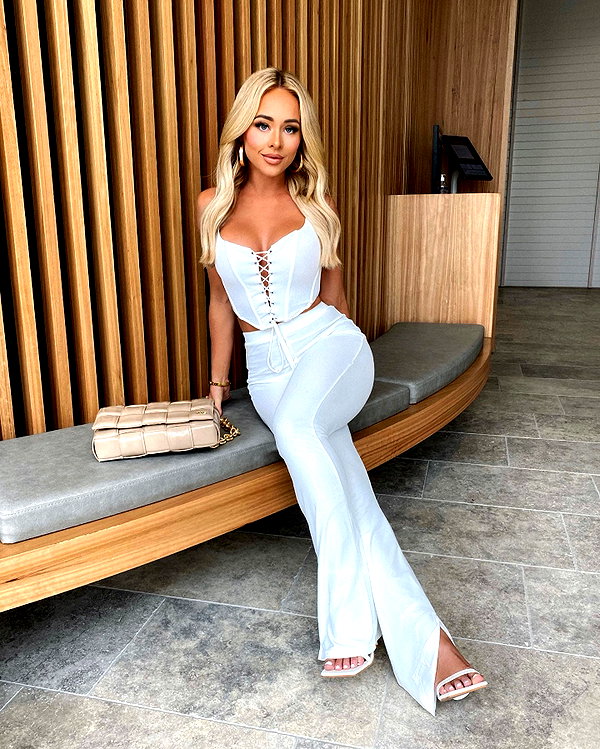 allieauton instagram image archive image