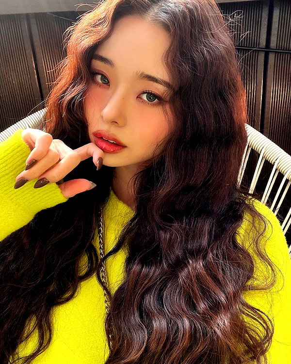 dear.zia instagram image archive image