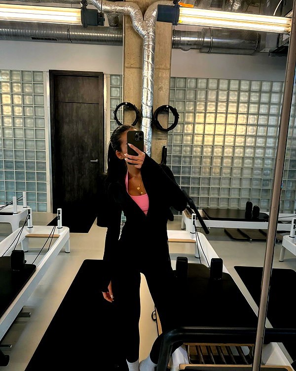 zoeliss instagram image archive image
