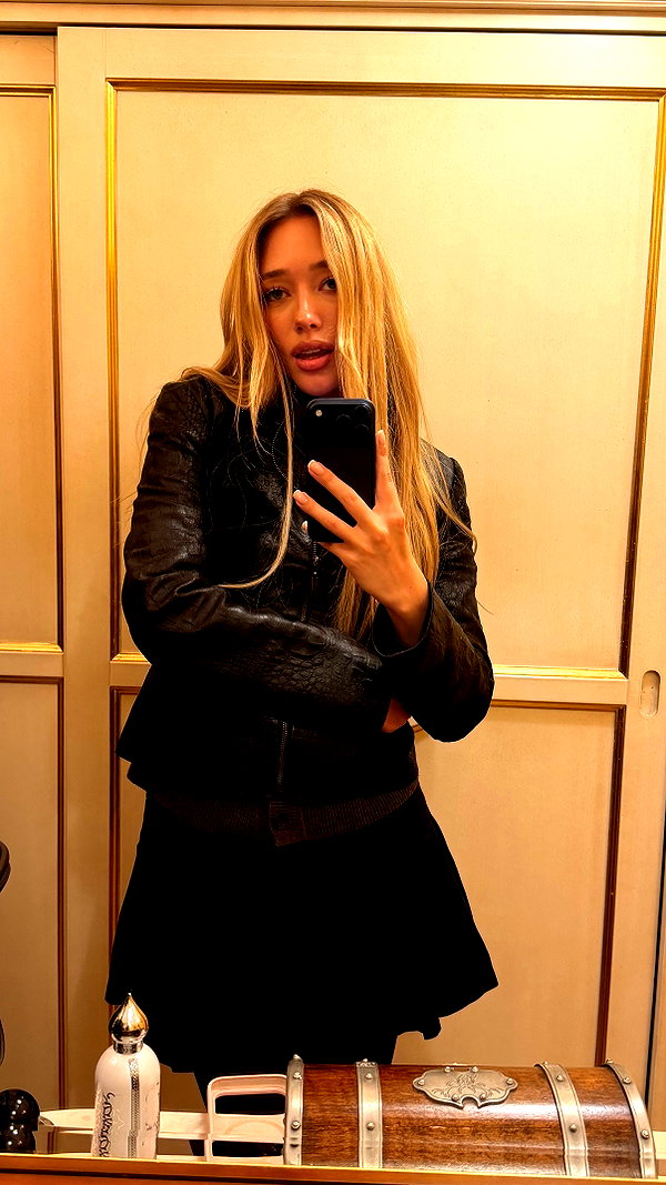 avestanova instagram image archive image