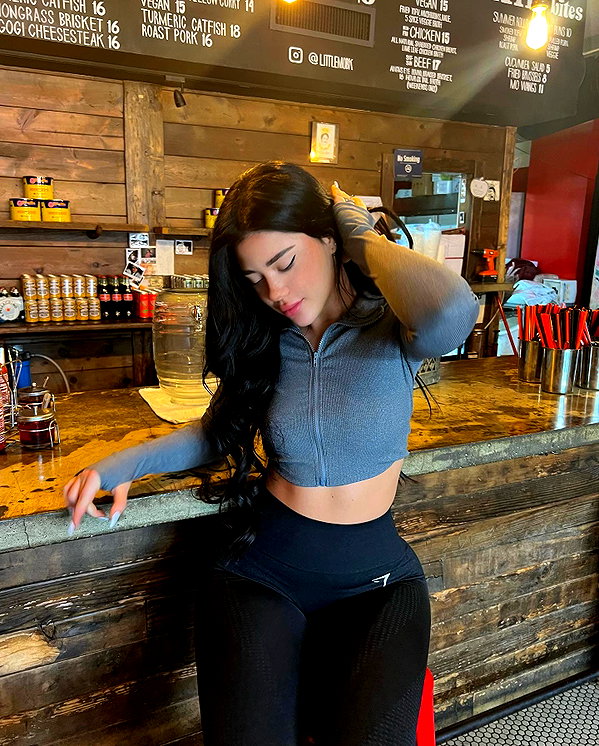 vanessa.rhd instagram image archive image
