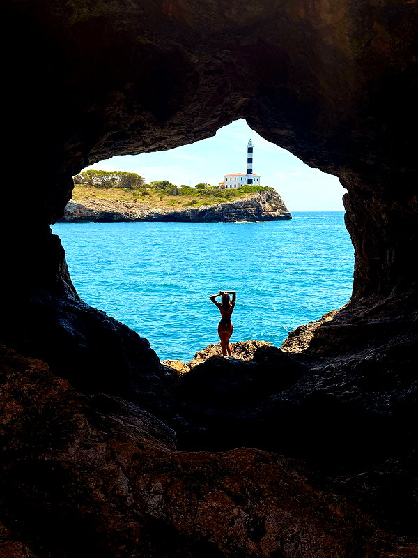 noa.mnk instagram image archive image