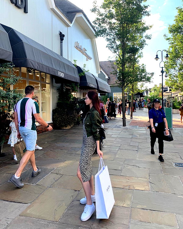 daxbin instagram image archive image