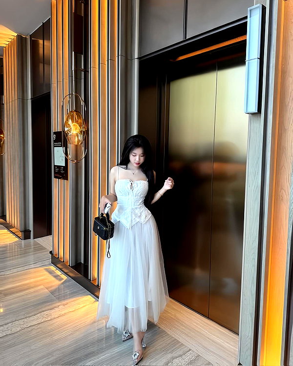 lyhythuedoxinh instagram image archive image