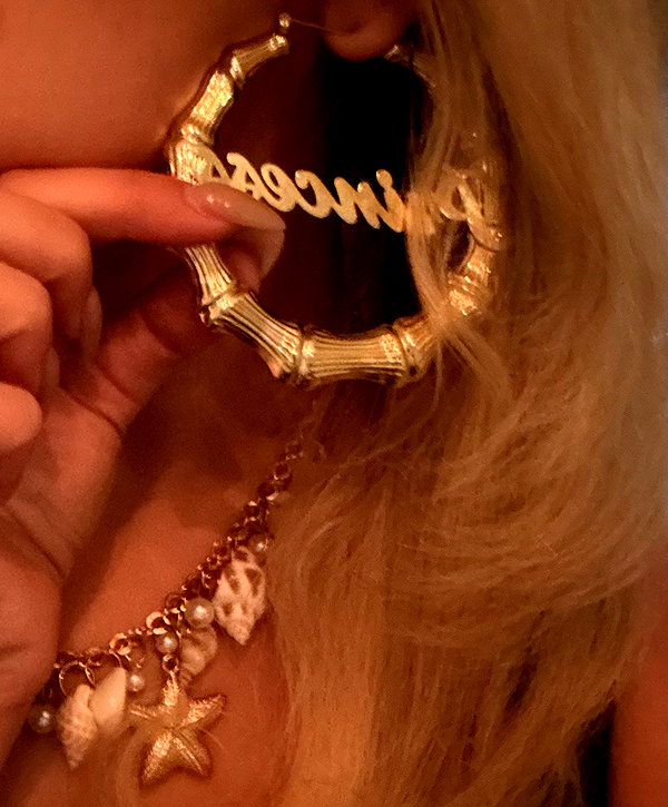 v.qx instagram image archive image