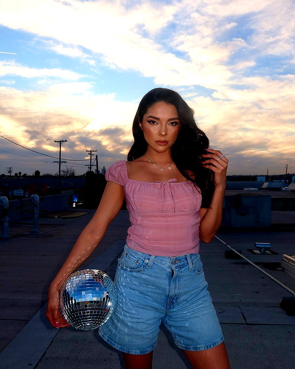 madelinemonet instagram image archive image
