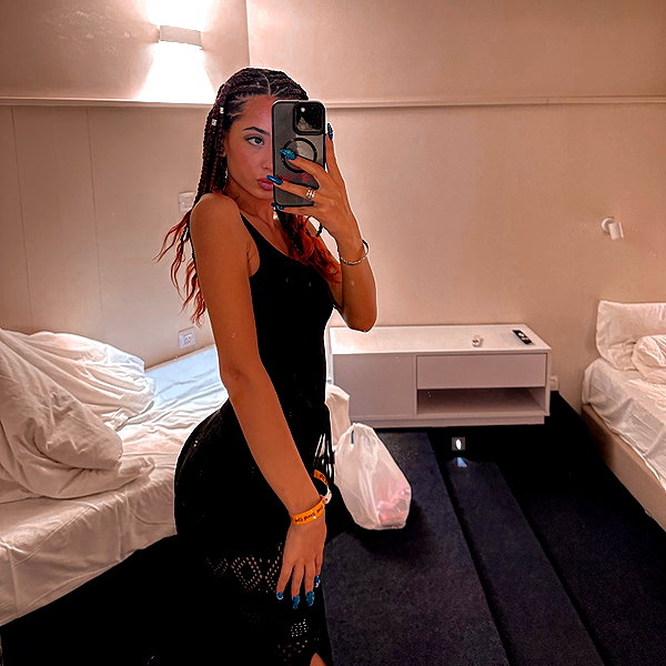 _noa_onn_ instagram image archive image