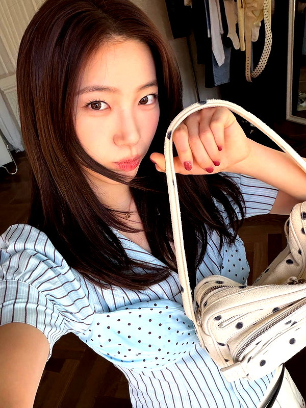 zuhazana instagram image archive image