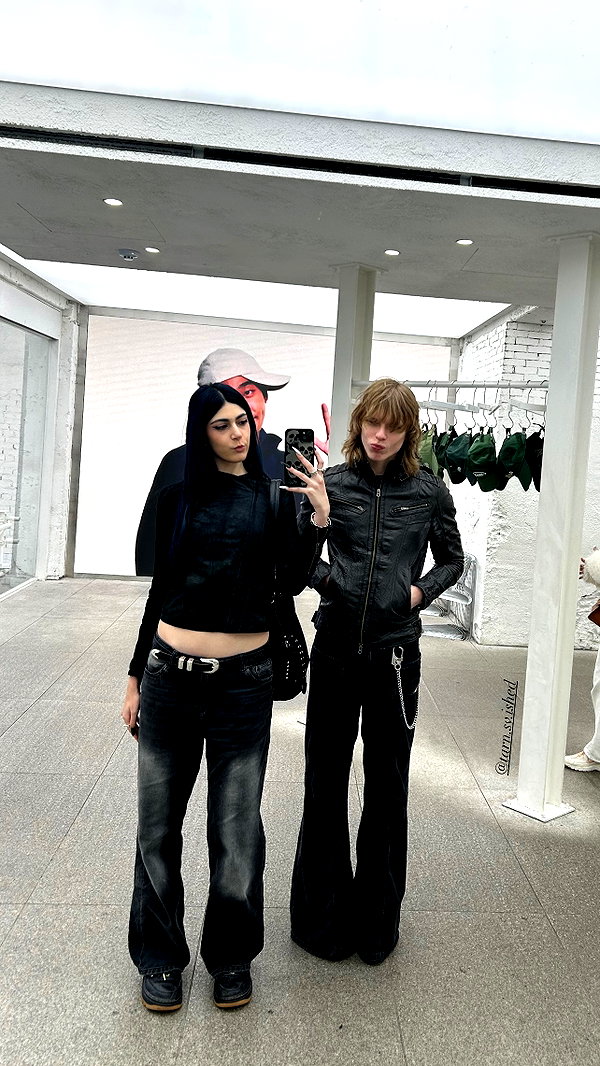 Archived image from @ayash.hila on Instagram