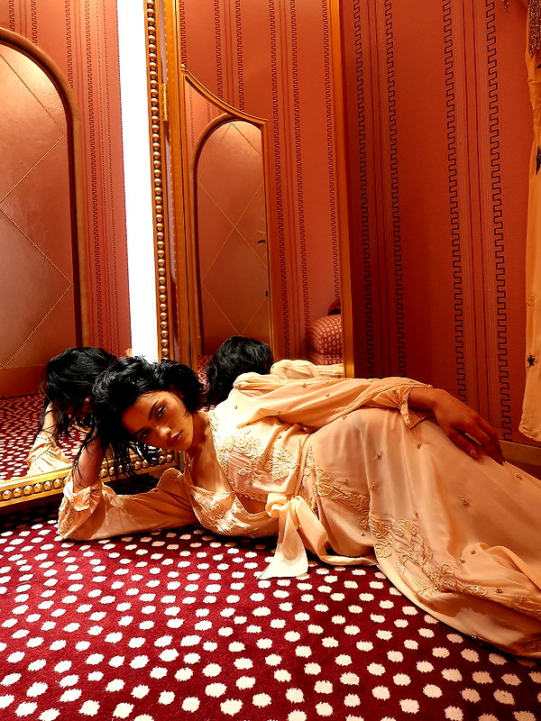 leonanaomii instagram image archive image