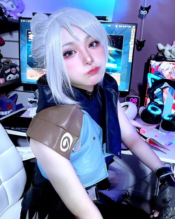 purinn_cos instagram image archive image