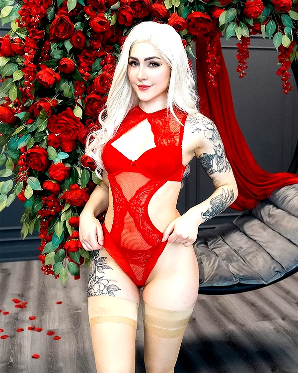 luxlo.xo instagram image archive image
