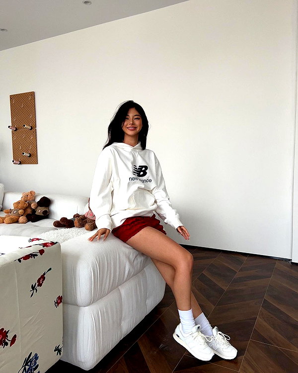 ll.lu1s instagram image archive image