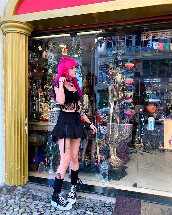 jadelaverne instagram image archive image