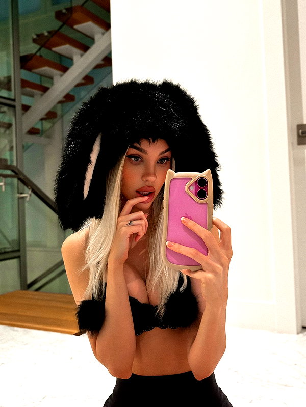 maria_domark instagram image archive image
