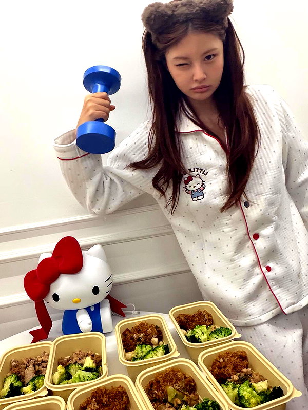 ll.lu1s instagram image archive image