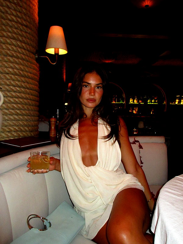 dekota_thompson instagram image archive image