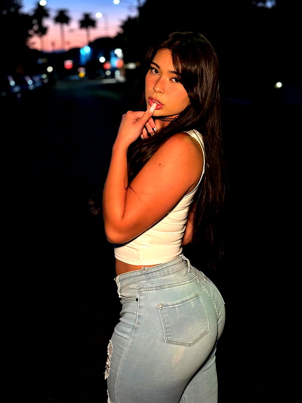 aishahsofey instagram image archive image