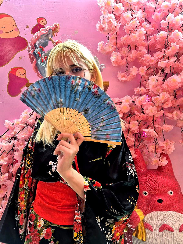 luly1980s instagram image archive image