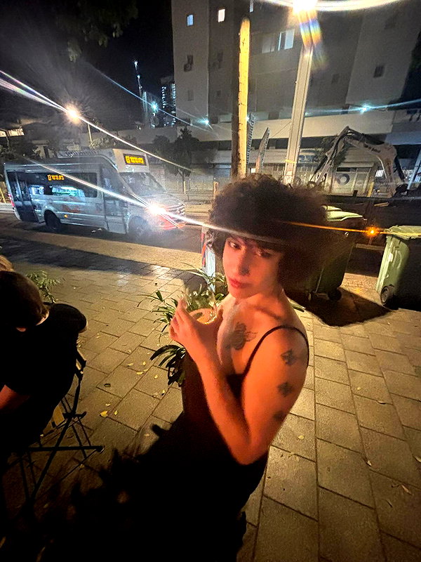 alma.almog instagram image archive image