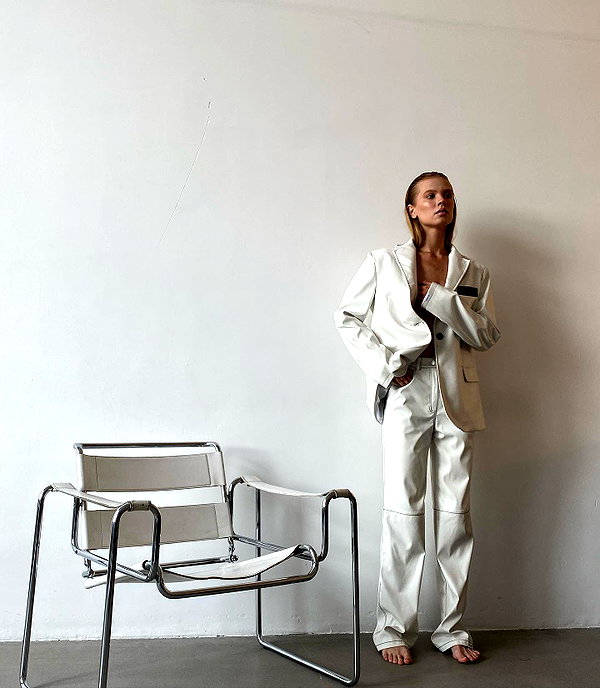 veroni22ka instagram image archive image