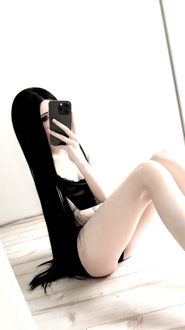 annaemiliaz instagram image archive image
