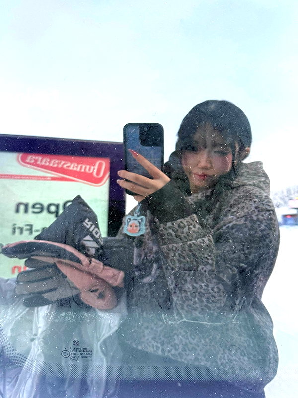 joycee.e instagram image archive image