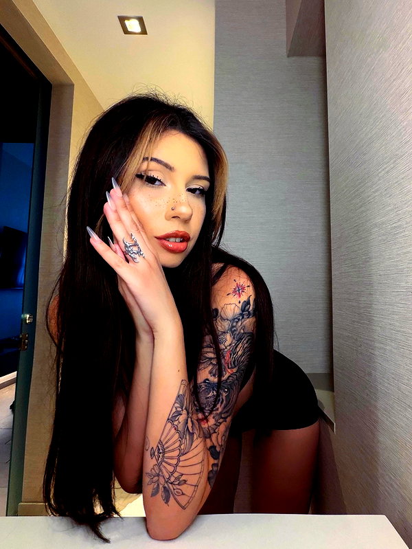 cherrycatxox instagram image archive image
