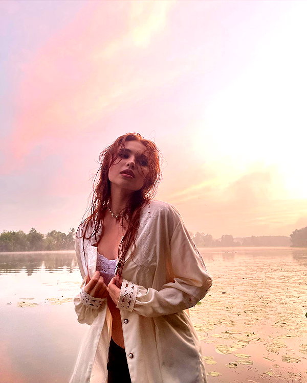 renatarrii instagram image archive image