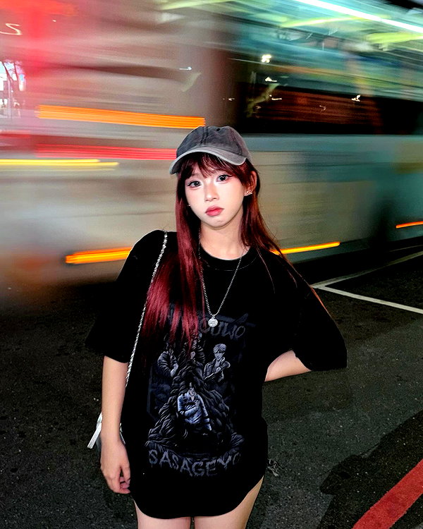 e.shao_417 instagram image archive image