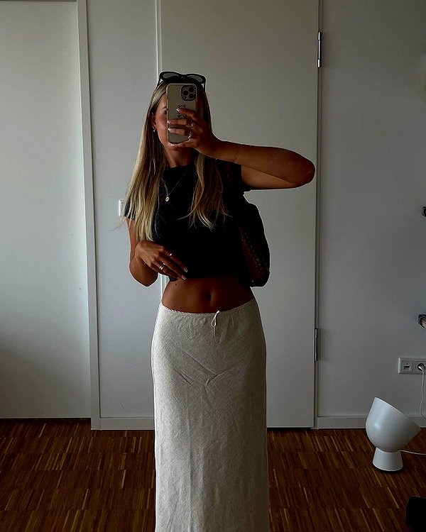 lilih instagram image archive image